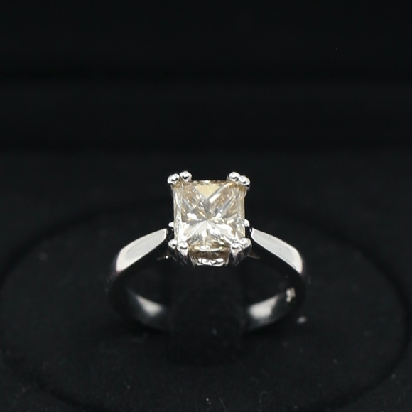 2.03 Carat Princess Cut Champagne Diamond Ring - Picture 1 of 6